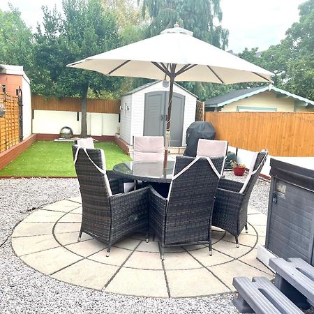 Stunning 1 Bedroom And Double Sofa Bed Near Train Station Southampton Exterior foto