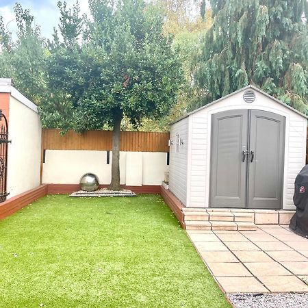 Stunning 1 Bedroom And Double Sofa Bed Near Train Station Southampton Exterior foto